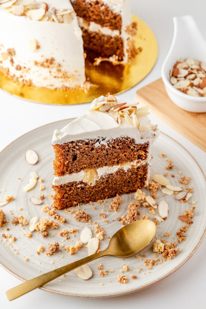 Porción Torta de Zanahoria y Almendras